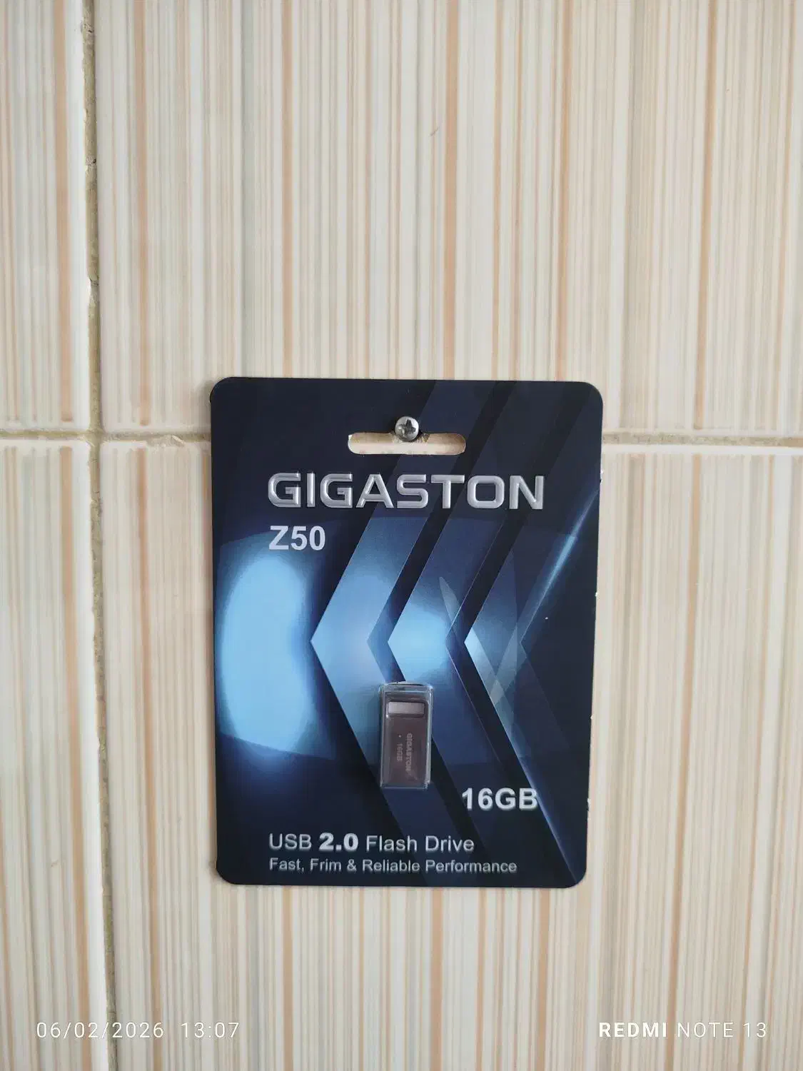 فلش مموری|قطعات و لوازم جانبی رایانه|تربتحیدریه, حسنی بالا|دیوار