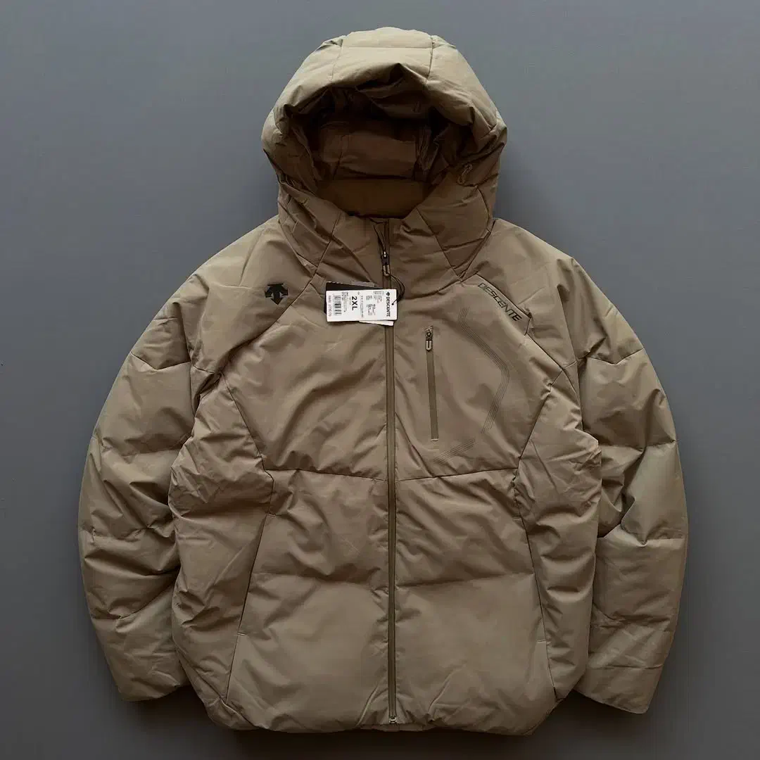 بار زخیم تاناکورا عمده|لباس|تهران, مولوی|دیوار