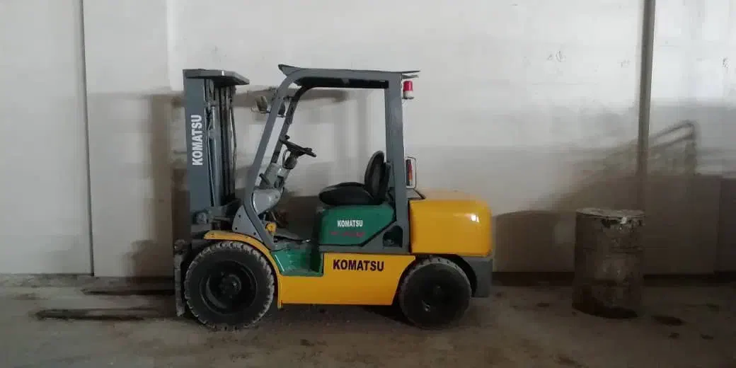 اجاره لیفتراک ۳ تن|خدمات حمل و نقل|بندر ماهشهر, |دیوار