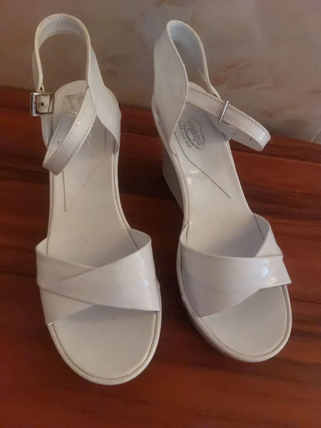 صندل دخترانه سفید نو سایز 40|کیف، کفش، کمربند|بهبهان, |دیوار