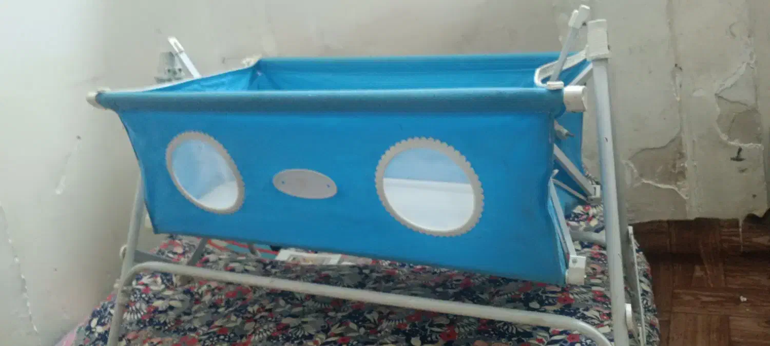 گهواره نوزاد نو نو|اسباب و اثاث بچه|قم, خندق|دیوار