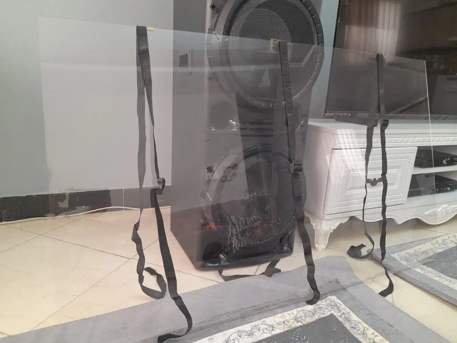 محافظ تلوزیون ۵۵ اینچ|تلویزیون و پروژکتور|اراک, |دیوار