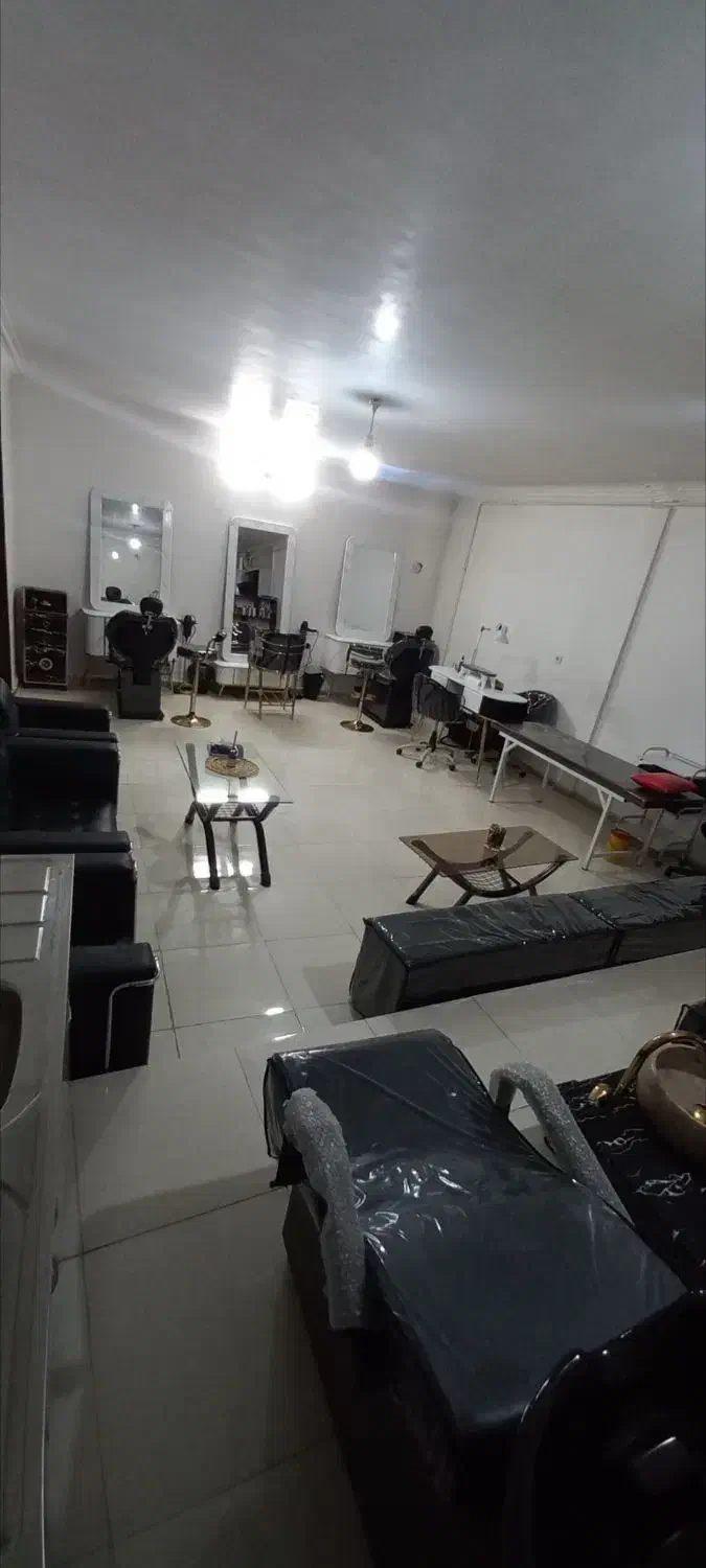 فروش و واگذاری سالن زیبایی|آرایشگاه و سالنهای زیبایی|قزوین, |دیوار