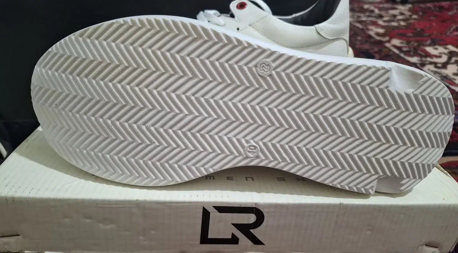 کفش زنانه دخترانه اسپورت تمام چرم طبیعی راحتی|کیف، کفش، کمربند|تبریز, |دیوار