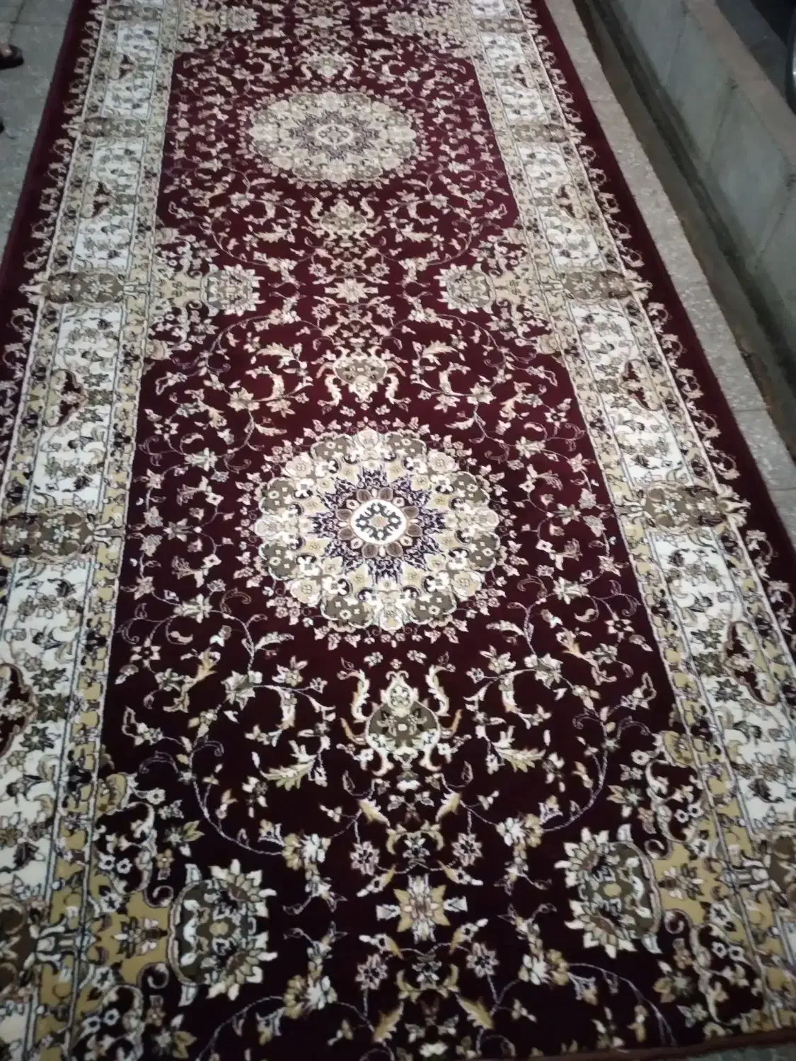 کناره زرشکی ۵۰۰شانه درجه یک۱۵۰در۳۷۰|فرش|قم, علی آباد سعدگان|دیوار