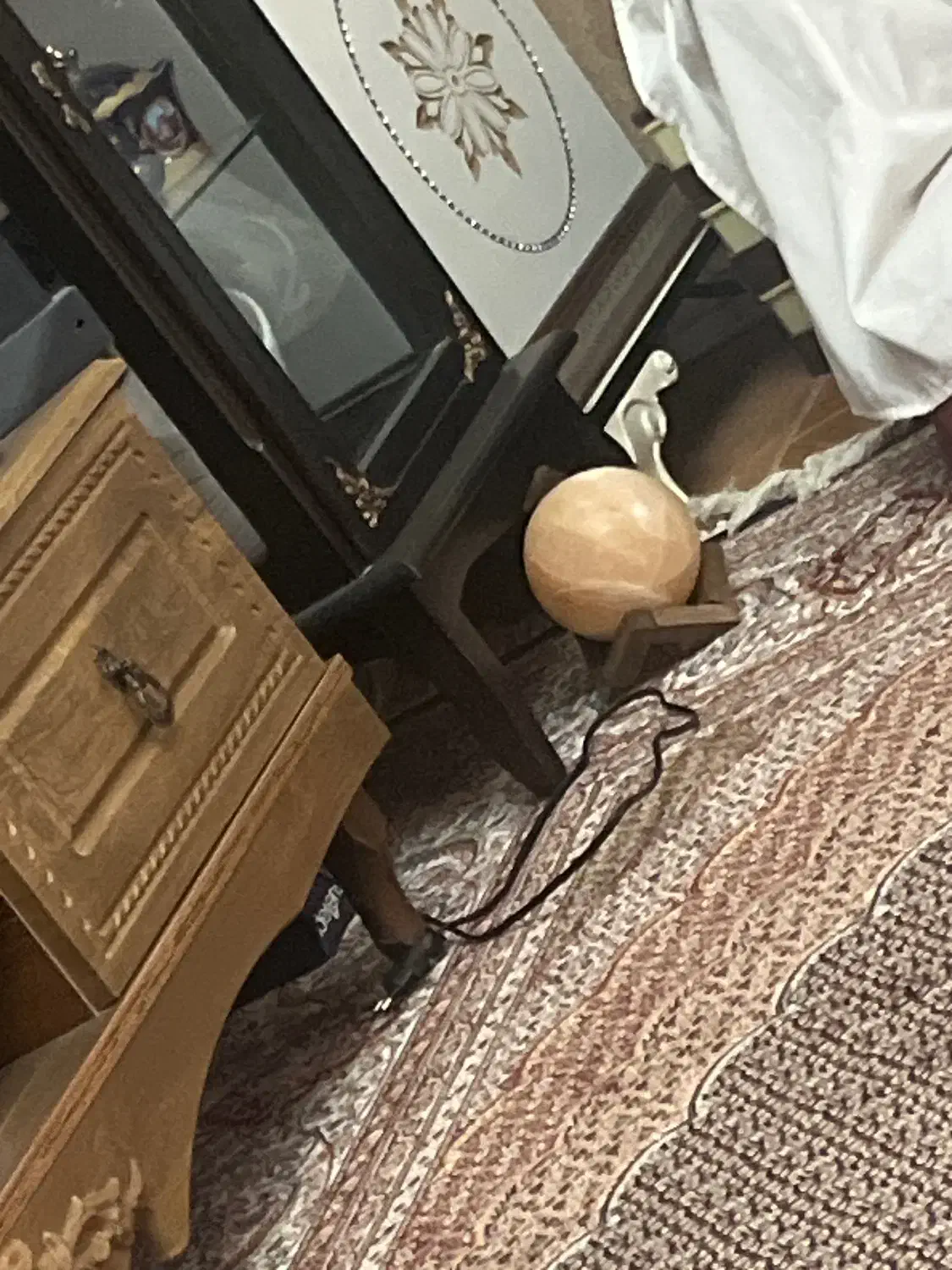 مجسمه سنگ ماه|مجسمه، تندیس، ماکت|کرج, شاهین‌ویلا|دیوار