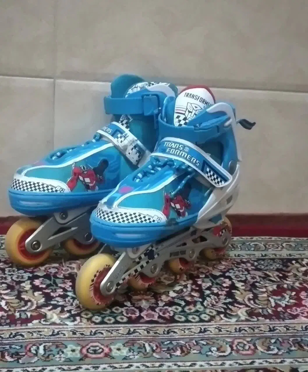 کفش اسکیت|دوچرخه، اسکیت، اسکوتر|ری, دولت‌آباد|دیوار