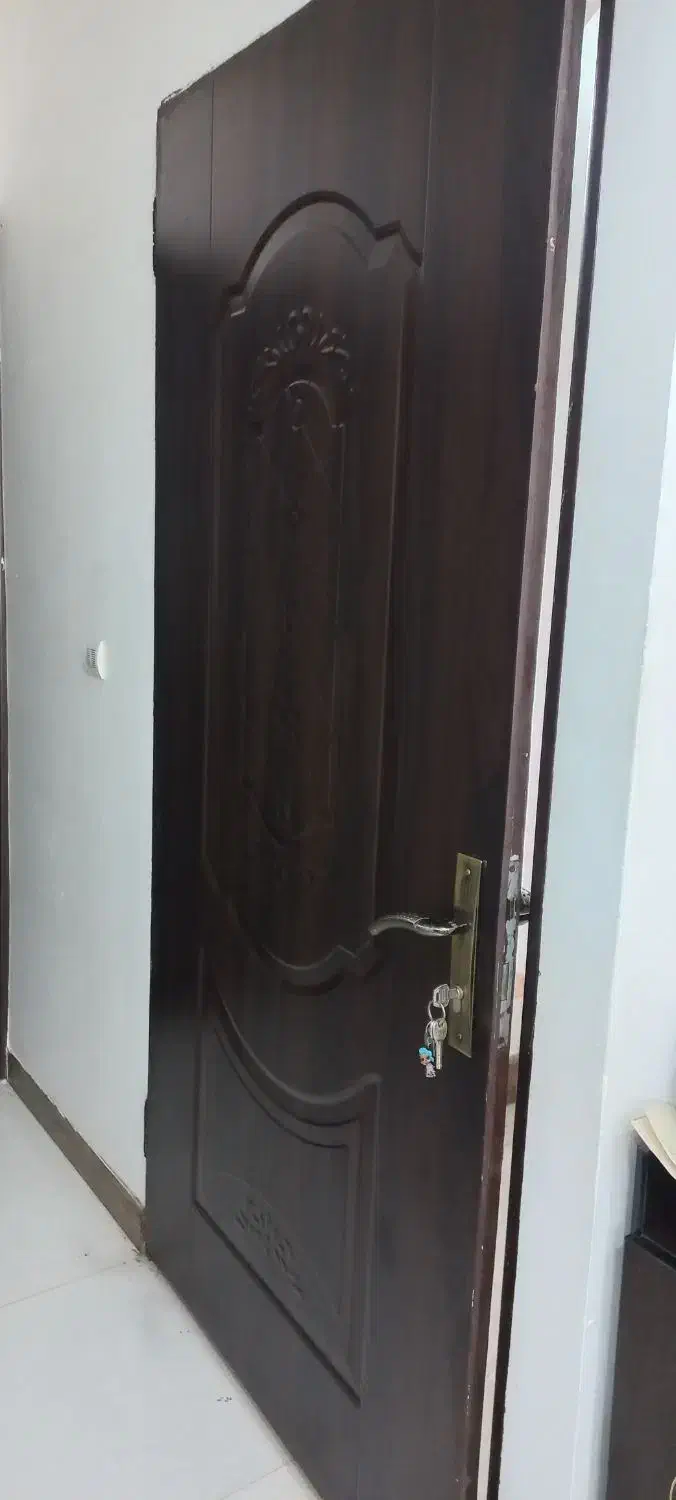 درب ورودی|مصالح و تجهیزات ساختمان|رشت, حمیدیان|دیوار