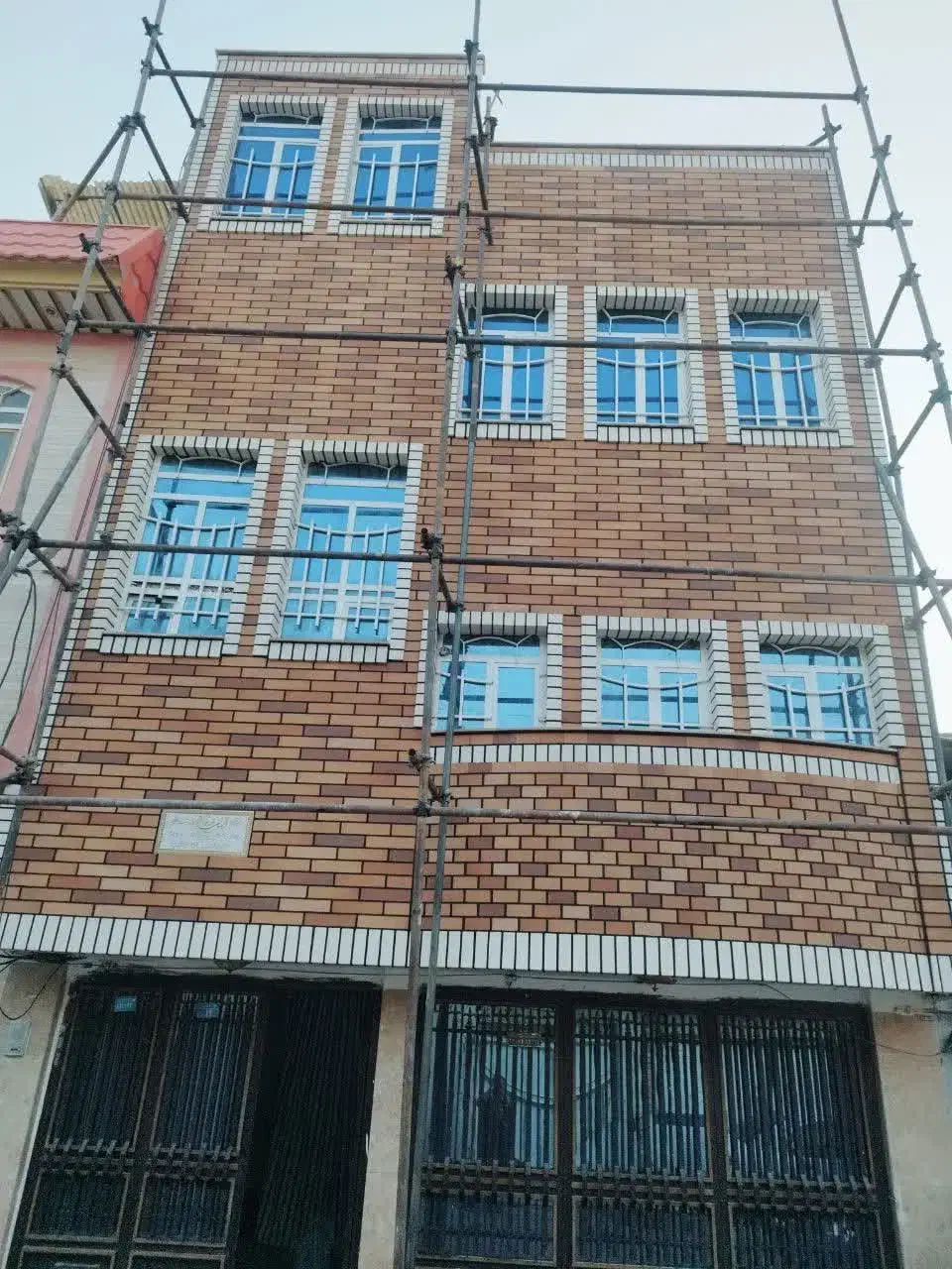 باسلام نصب و اجرای آجرنمای|خدمات پیشه و مهارت|قم, نوقطار|دیوار