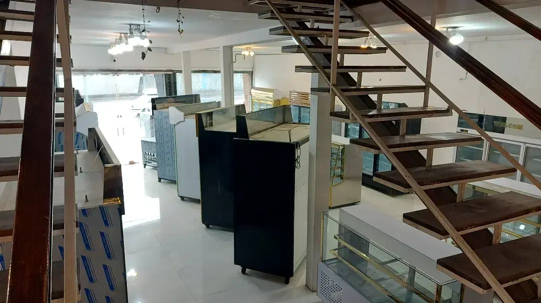 اجاره مغازه دو طبقه|اجارهٔ مغازه و غرفه|ساری, |دیوار