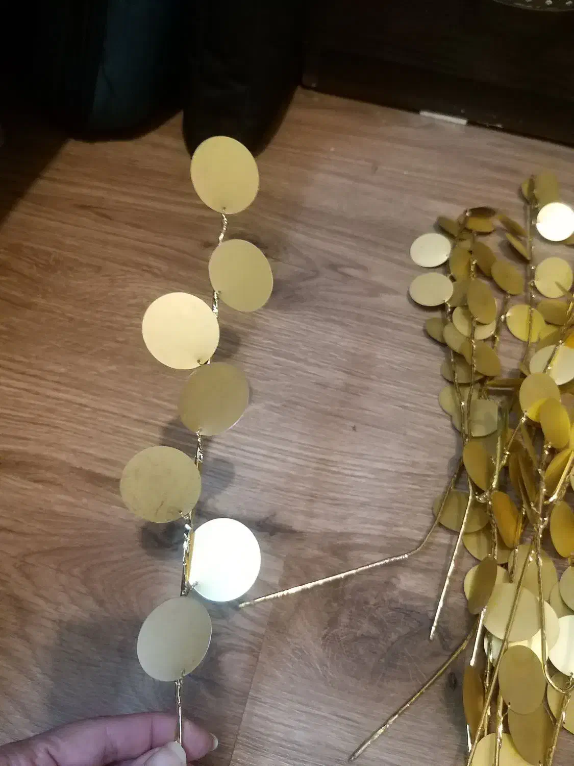 گل پولکی طلایی|گل مصنوعی|لاهیجان, شیشه گران|دیوار