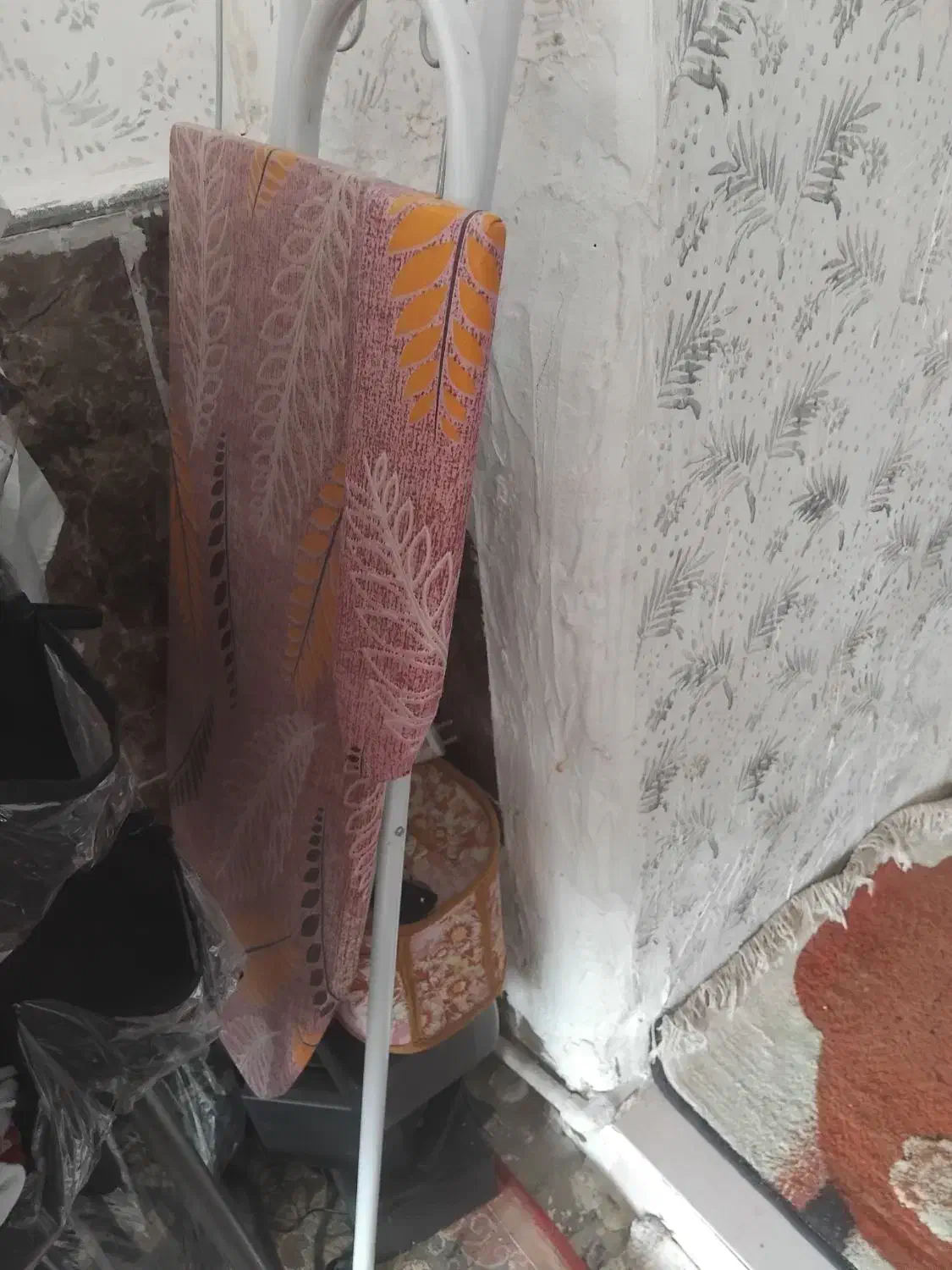 میز اتو|اتو و لوازم اتو|رفسنجان, |دیوار