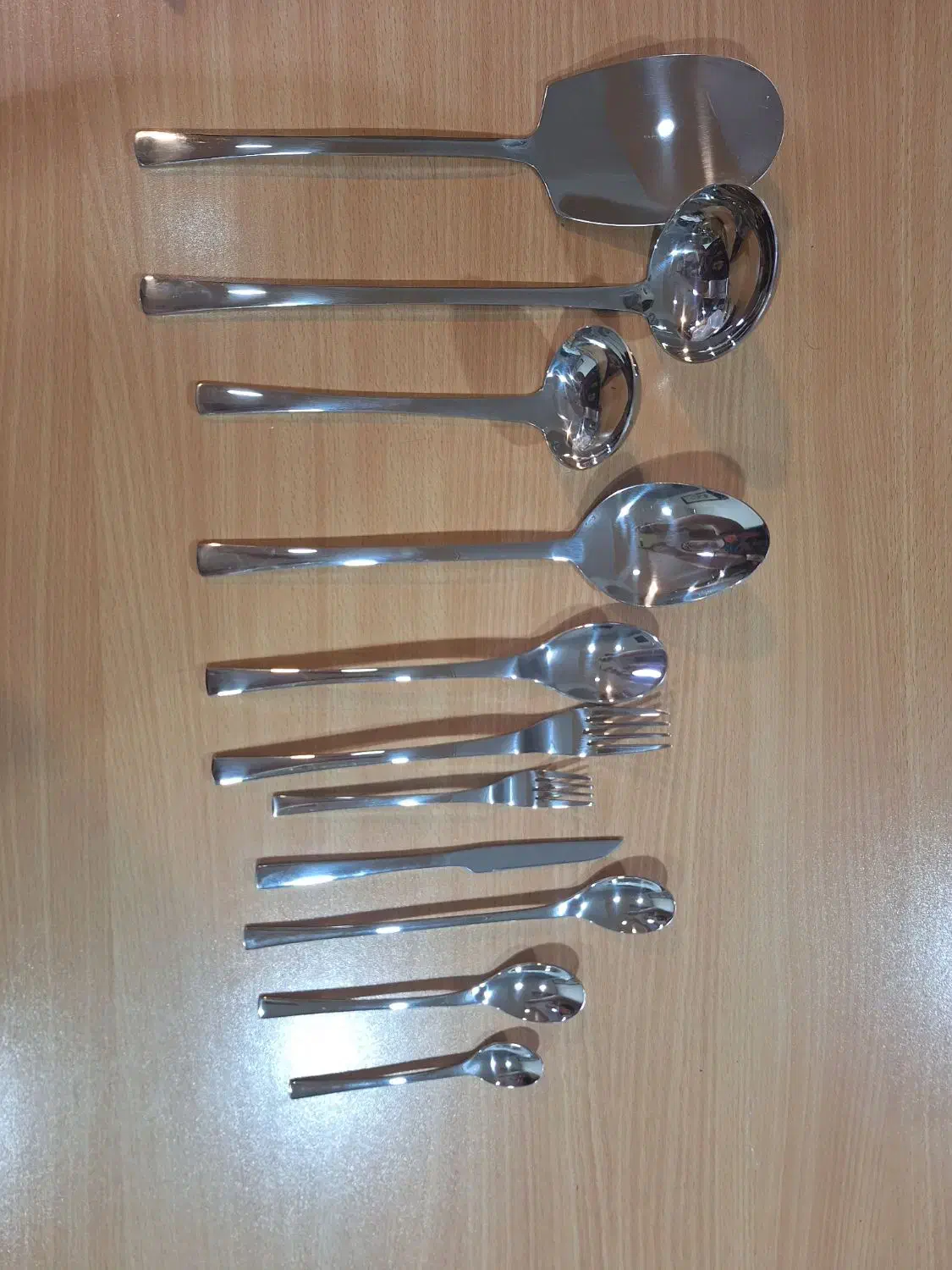 سرویس قاشق وچنگال|ظروف سرو و پذیرایی|فردیس, خیام غربی|دیوار