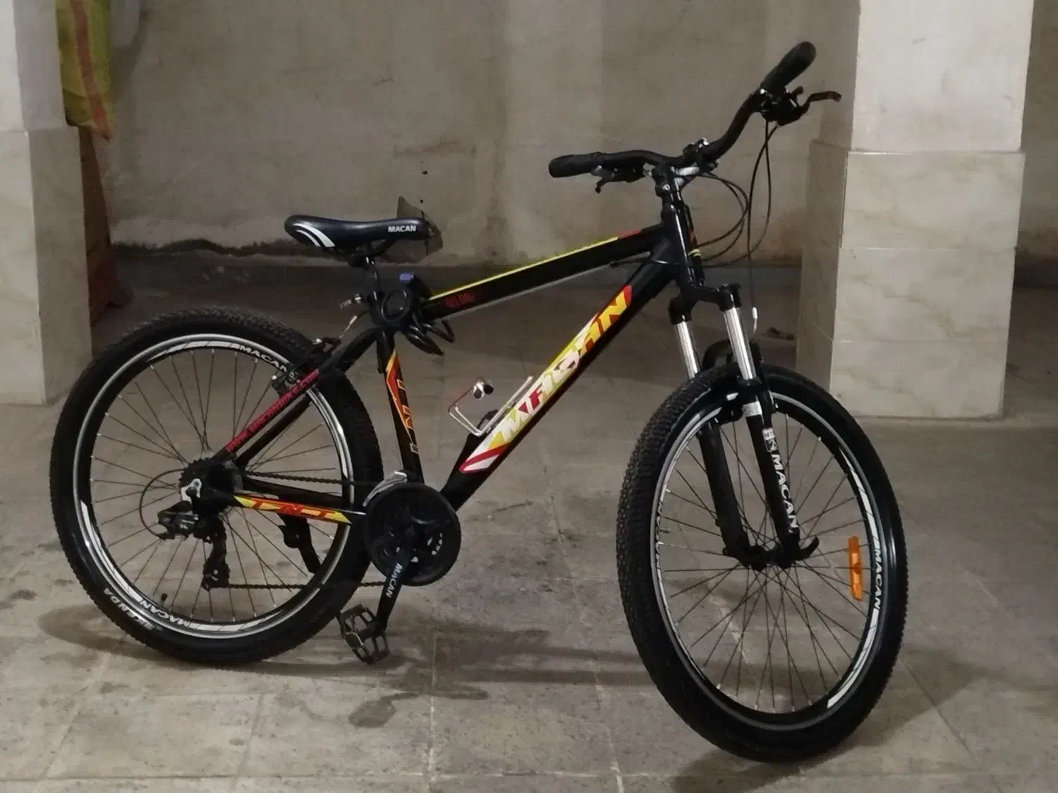 دو چرخه 26 کوهستانی|دوچرخه، اسکیت، اسکوتر|قدس, شهرقدس|دیوار