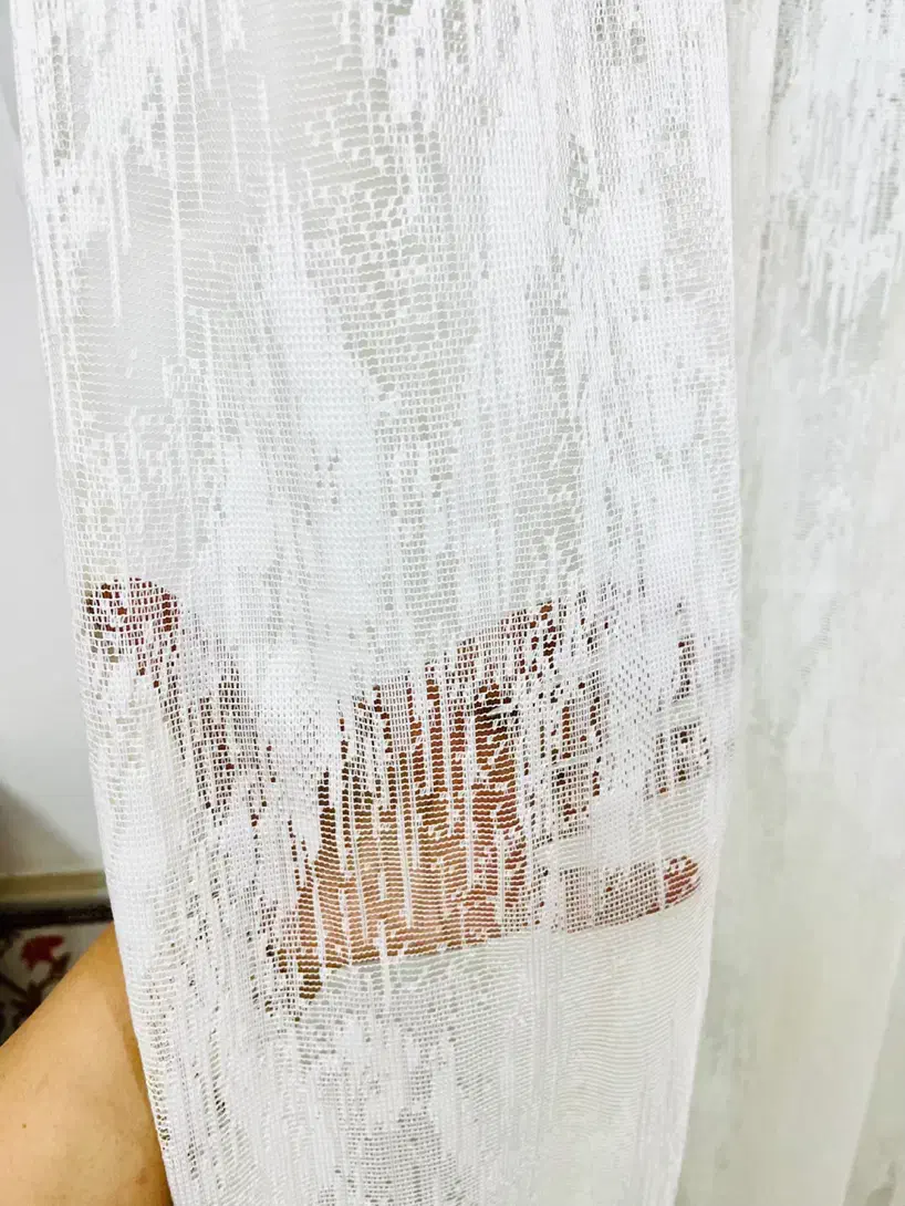 پرده شیک عروس به همراه میل پرده و پشت شیشه ای|پرده، رانر، رومیزی|رفسنجان, |دیوار
