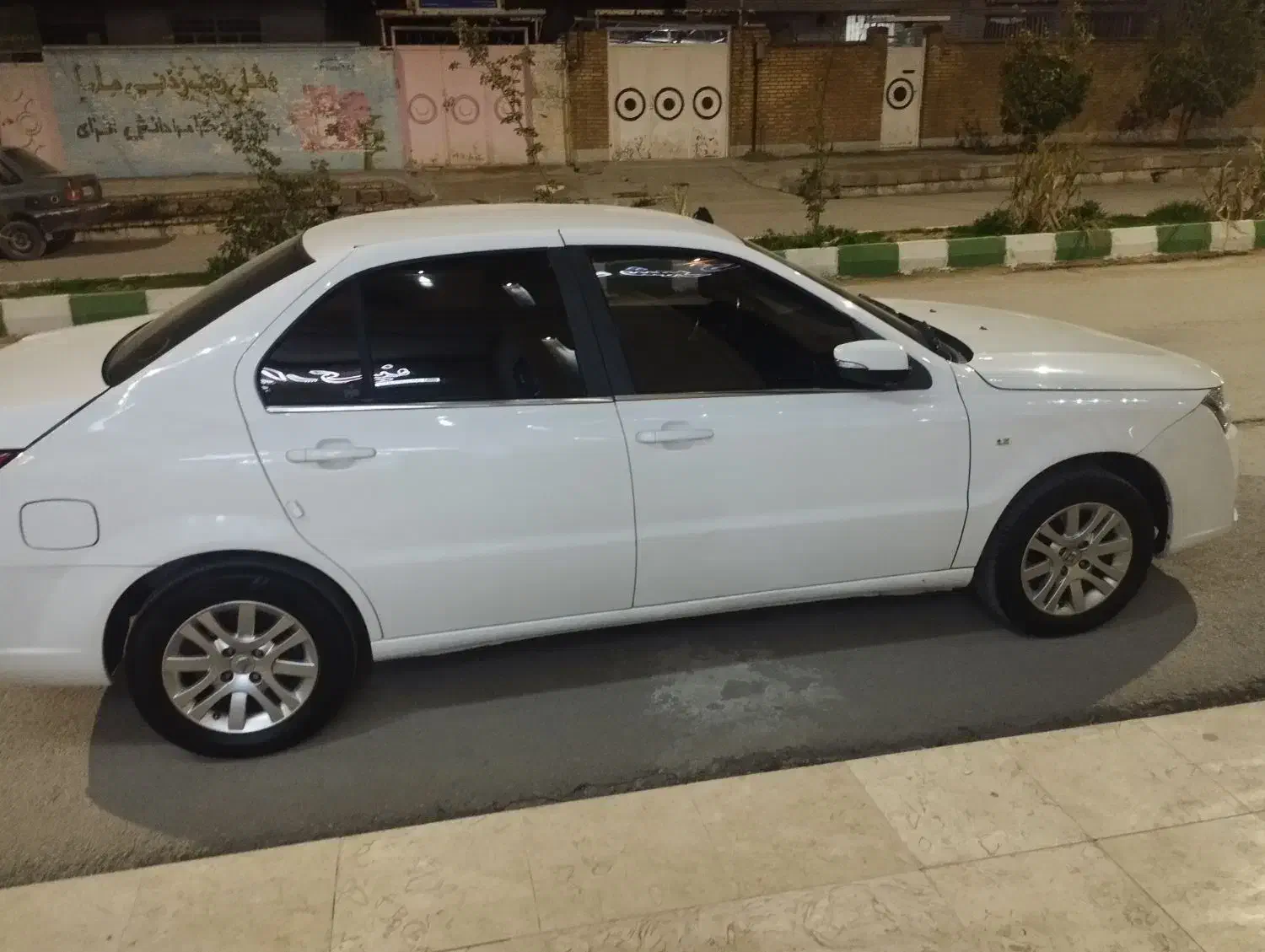 دنا خانگی|خودرو سواری و وانت|اصفهان, نقش جهان|دیوار