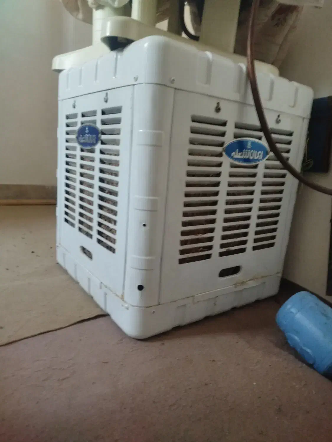 کولر آبی|کولر آبی|اردبیل, |دیوار