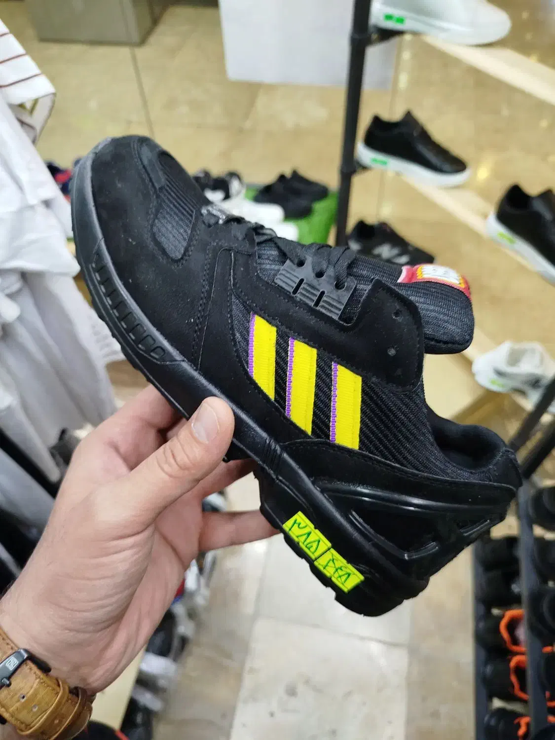 کفش کتونی زدایکس zx9000 طبی|کیف، کفش، کمربند|قم, هفت تیر|دیوار