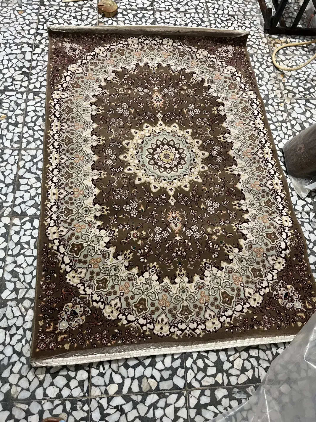 قالیچه ۵۰۰شانه به ابعاد یک در یک ونیم|فرش|لاهیجان, لاشیدان|دیوار