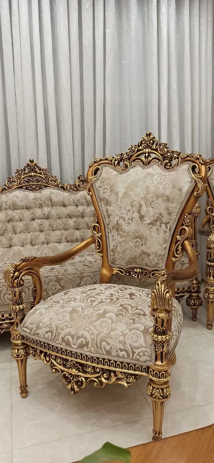 مبل ۹ نفره تمام چوب راش صفر تا صد سفارشی ورق طلا|مبلمان خانگی و میز عسلی|تهران, آبشار تهران (دریاچه)|دیوار