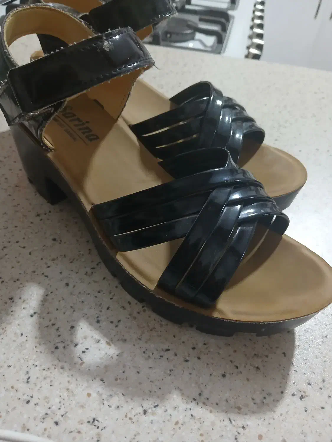 صندل|کیف، کفش، کمربند|نهاوند, |دیوار