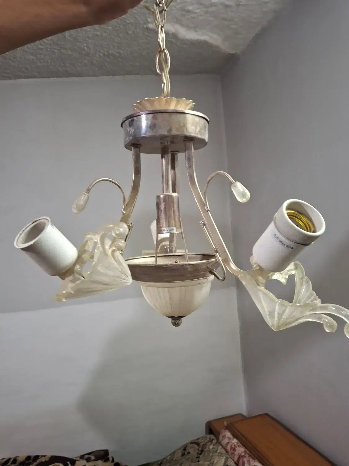 لوستر|لوستر و چراغ آویز|نجف‌آباد, هفده شهریور|دیوار