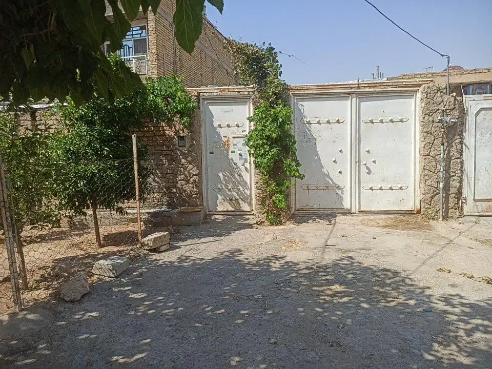 منزل ویلایی ۲۲۰ متر|فروش خانه و ویلا|شیراز, کوشک میدان|دیوار