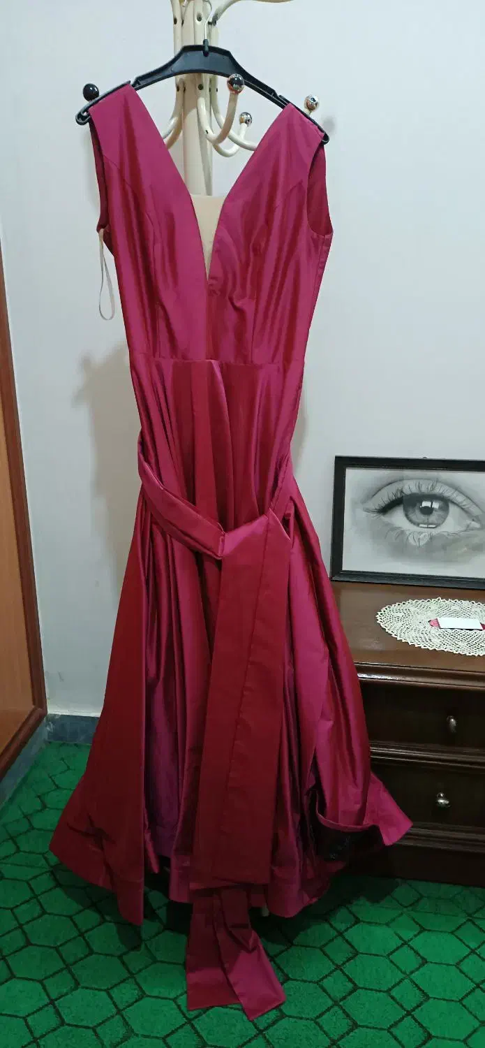 لباس مجلسی زنانه|لباس|لار, |دیوار