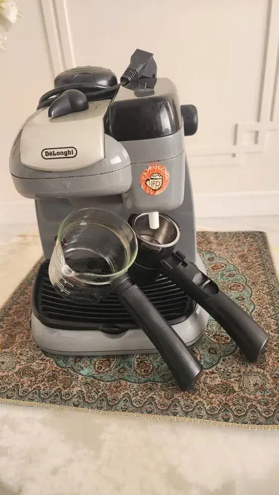 اسپرسوساز دلونگی|سماور، چای‌ساز، قهوه‌ساز|تهران, محمودیه|دیوار