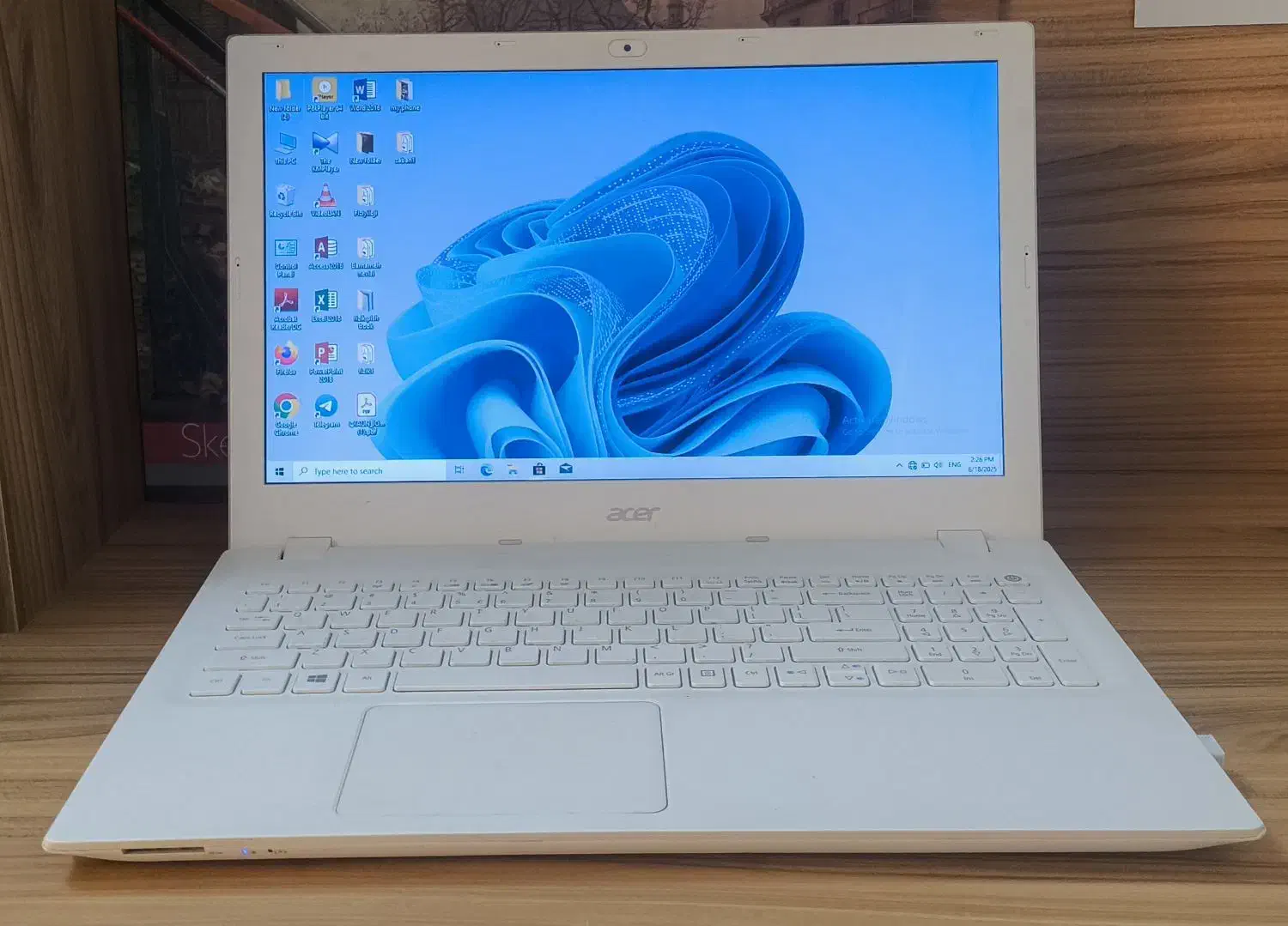 لپتاب مدل Acer aspire E5-574G|رایانه همراه|فولادشهر, B4|دیوار