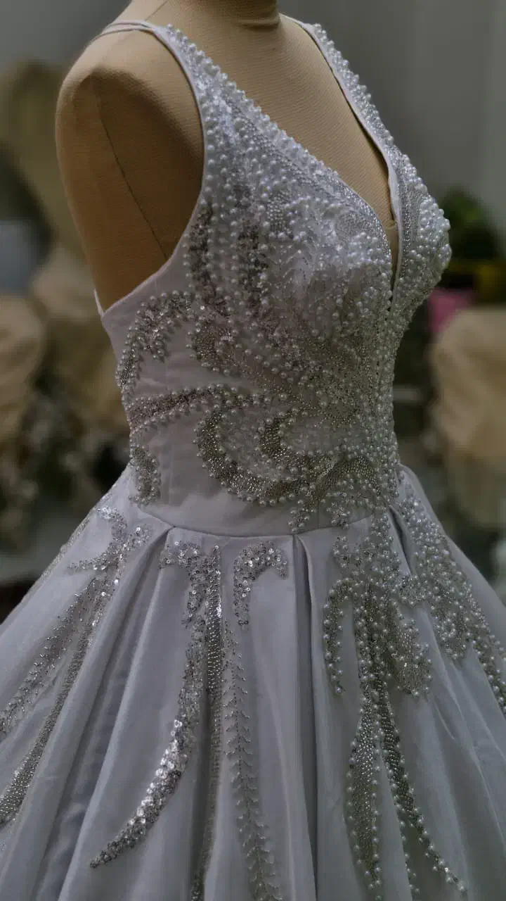 لباس عروس|لباس|تبریز, |دیوار