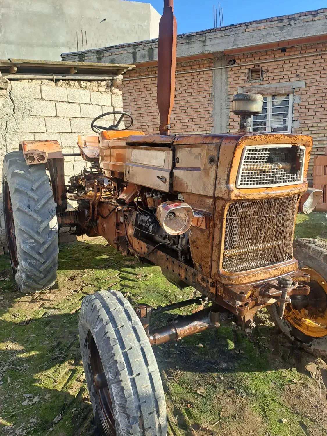 تراکتوررومانی‌‌|خودرو سنگین|تاتار علیا, |دیوار