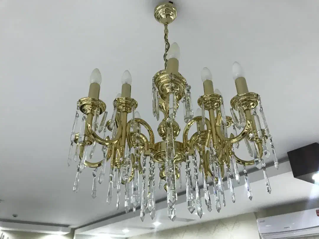 لوستر ۸ شاخه تمام برنجی روکش آب طلا|لوستر و چراغ آویز|قزوین, |دیوار