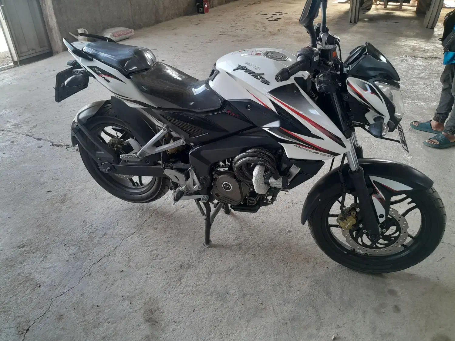 ان اس ۲۰۰|موتورسیکلت|باقرشهر, |دیوار