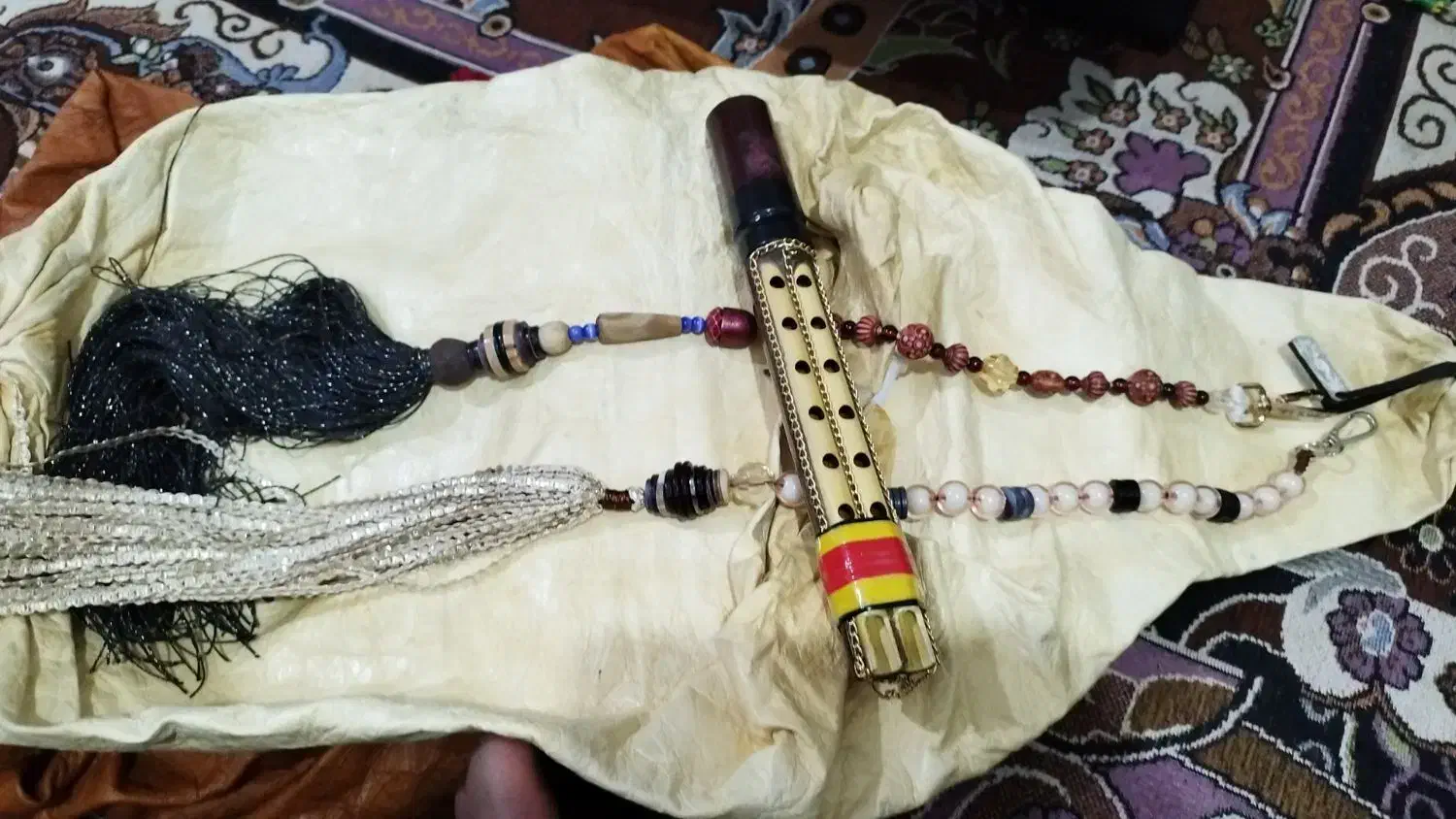 نی انبان|سازهای بادی|اصفهان, بهاران|دیوار