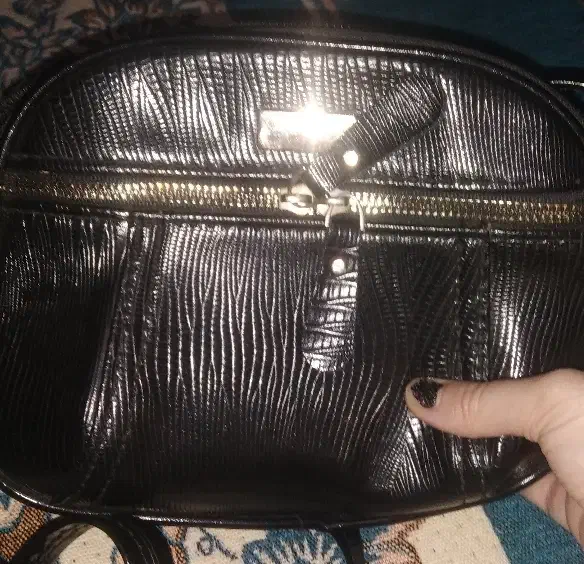 کیف|کیف، کفش، کمربند|رشت, حمیدیان|دیوار