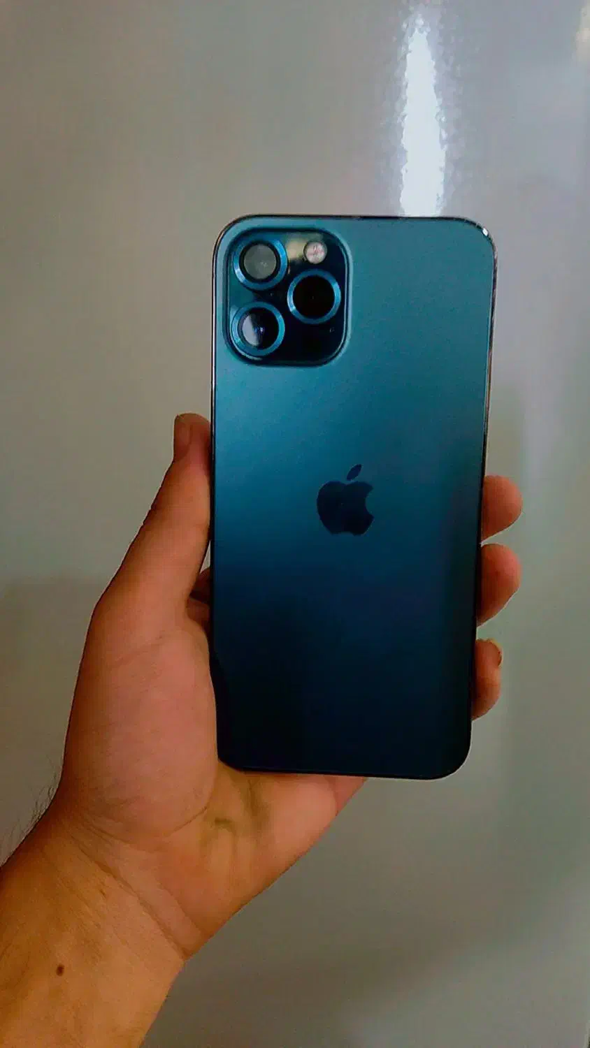 اپل iPhone 12 Pro Max با حافظهٔ ۲۵۶ گیگابایتzaa|موبایل|اراک, |دیوار