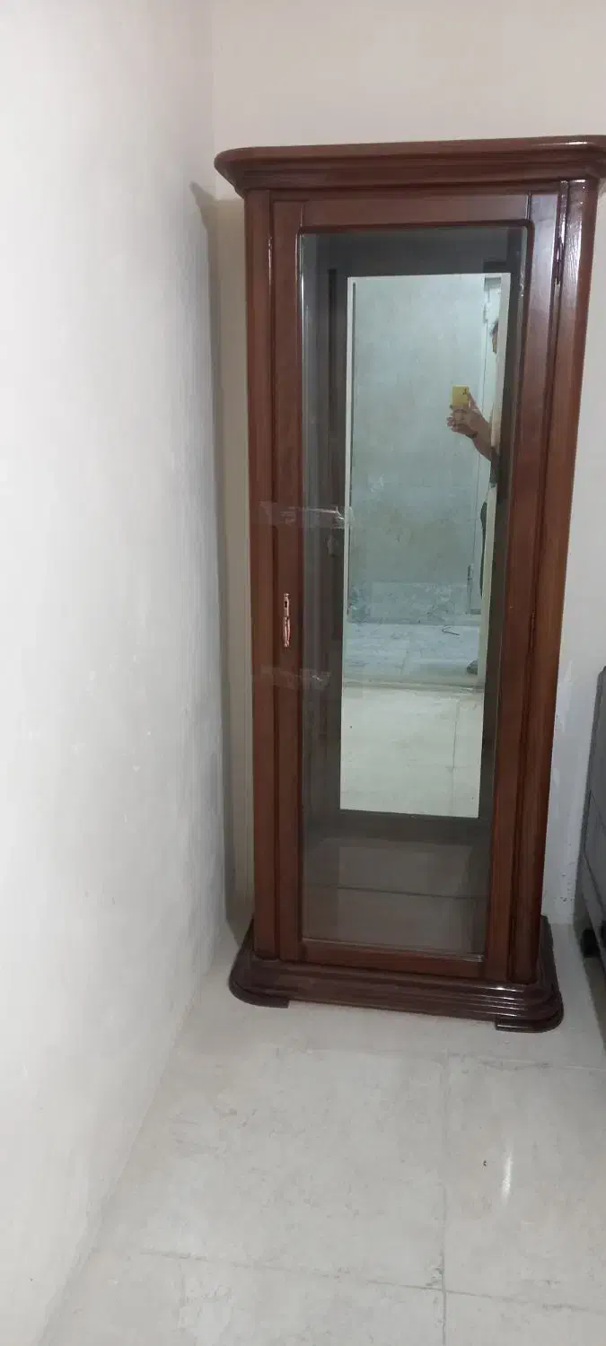 بوفه|بوفه، ویترین، کنسول|رباط‌کریم, رباط‌کریم|دیوار