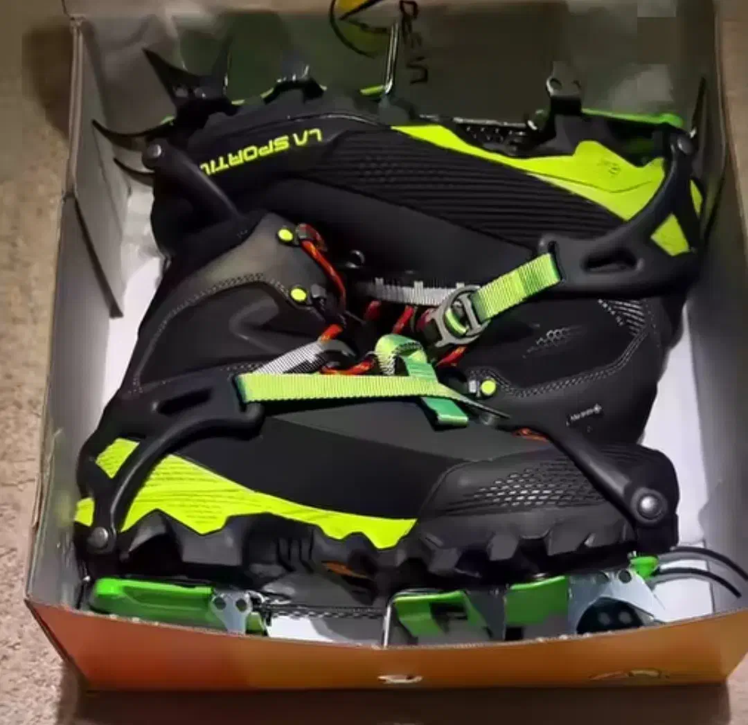 کرامپون BRS|کوهنوردی و کمپینگ|تهران, امام حسین|دیوار