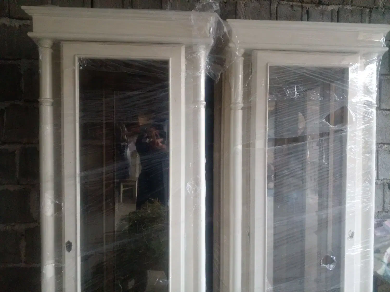 گنجه چوب گردو در حد نو|بوفه، ویترین، کنسول|طرقبه, |دیوار