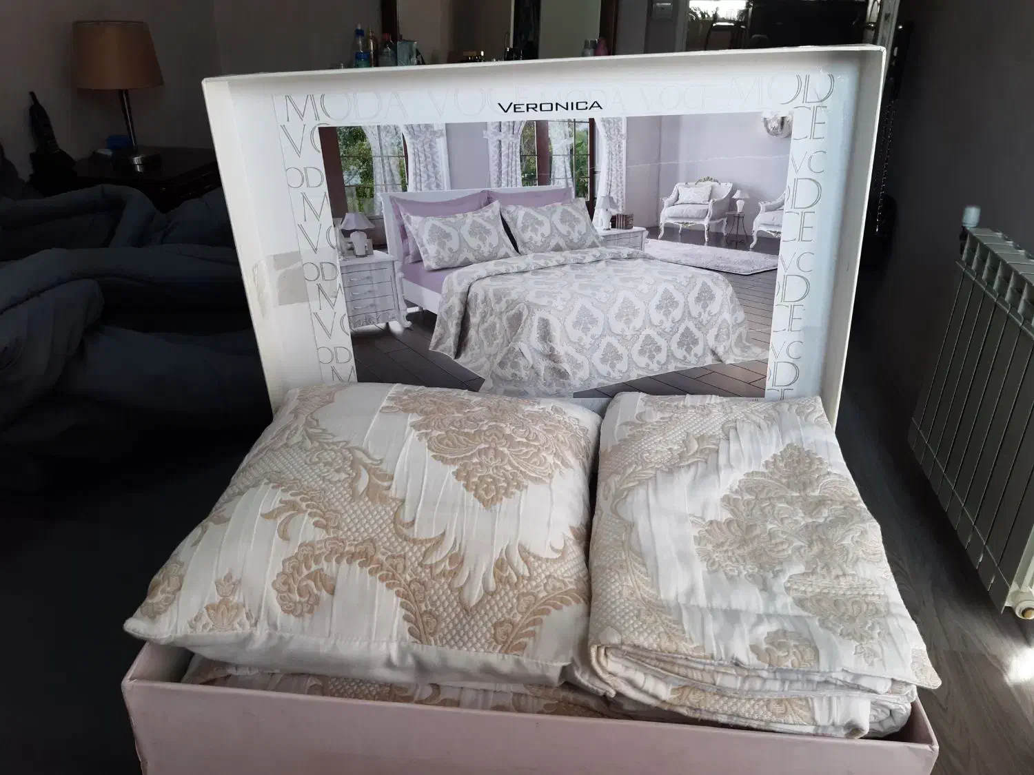 روتختی دونفره ، دو عدد روبالشی و یک کوسن|سرویس روتختی|تهران, سازمان آب|دیوار