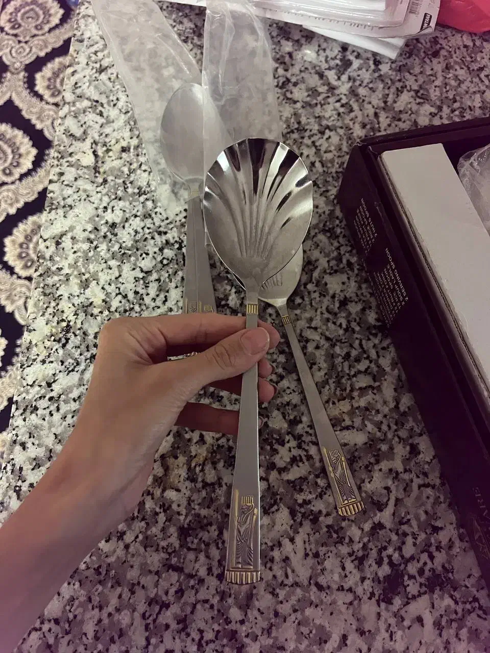 سرویس قاشق و چنگال و...|ظروف سرو و پذیرایی|اصفهان, ارغوانیه|دیوار