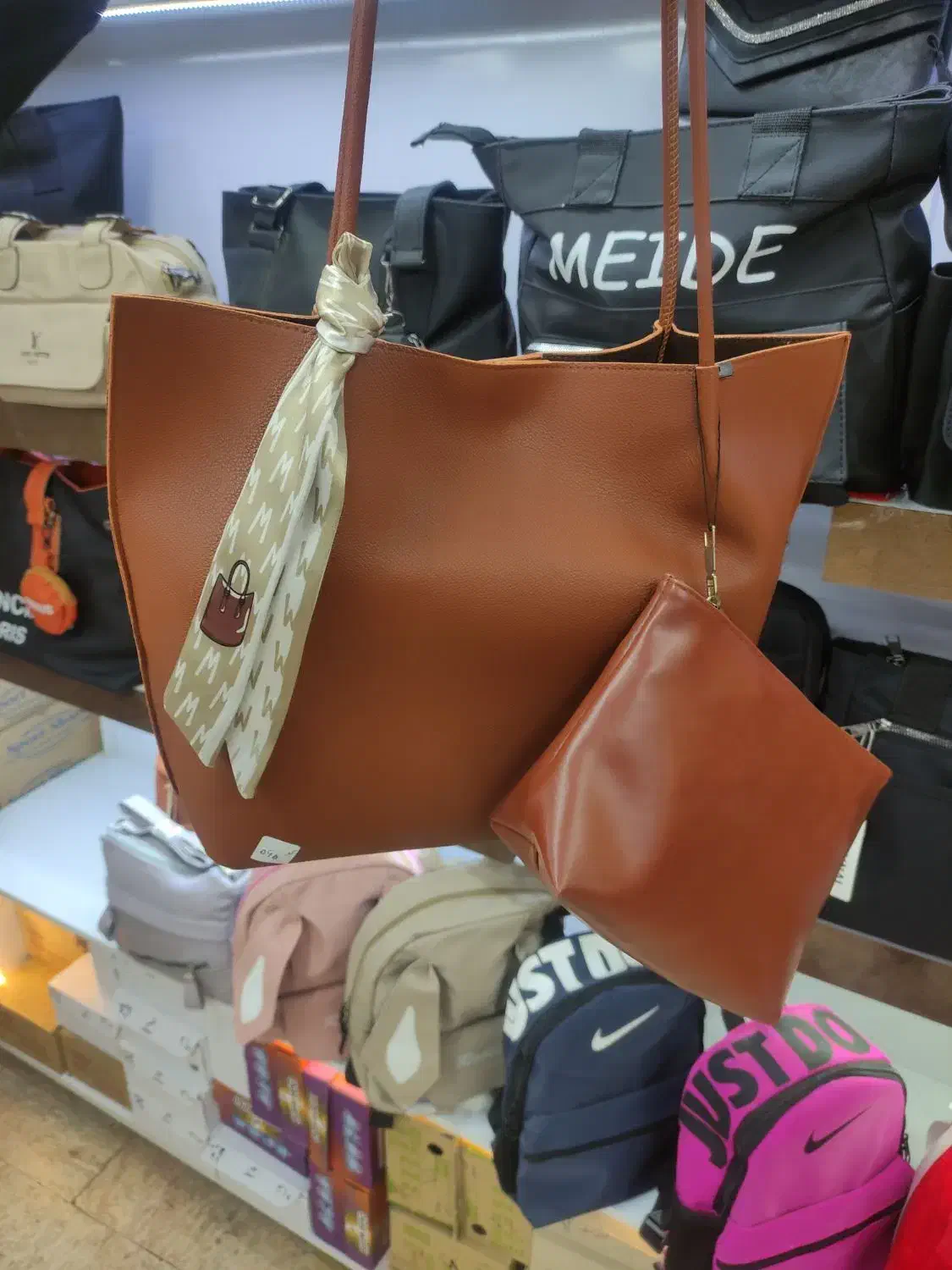 کیف دانشجویی|کیف، کفش، کمربند|تبریز, |دیوار