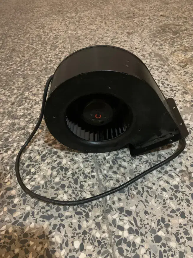 سانتریفیوژ|پنکه و تصفیه‌کنندهٔ هوا|رشت, شهرک قدس|دیوار