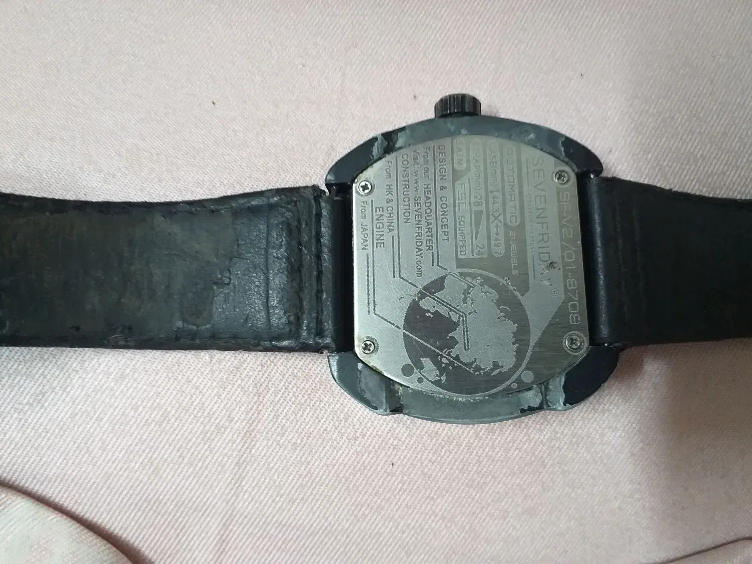 ساعت seven Friday|ساعت|ری, فیروزآبادی|دیوار