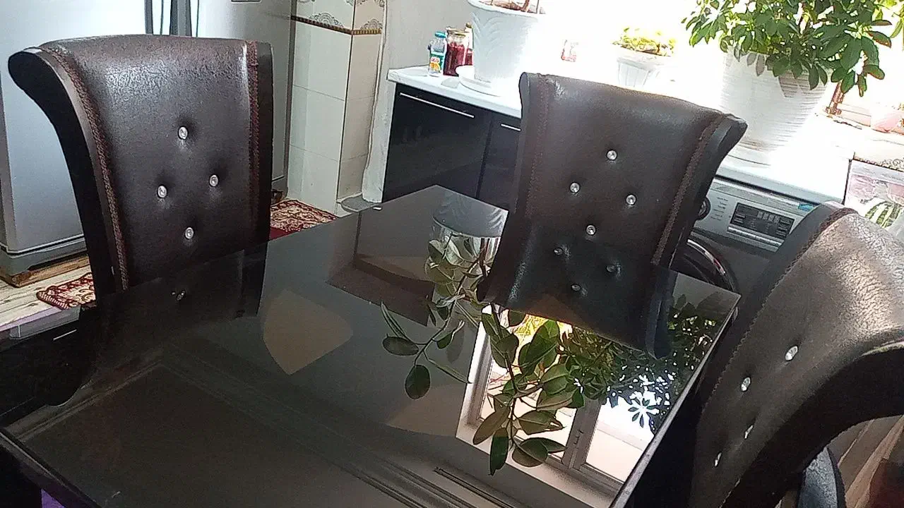 میز غذا خوری ۴ نفره در حد نو|میز و صندلی غذاخوری|میاندوآب, |دیوار