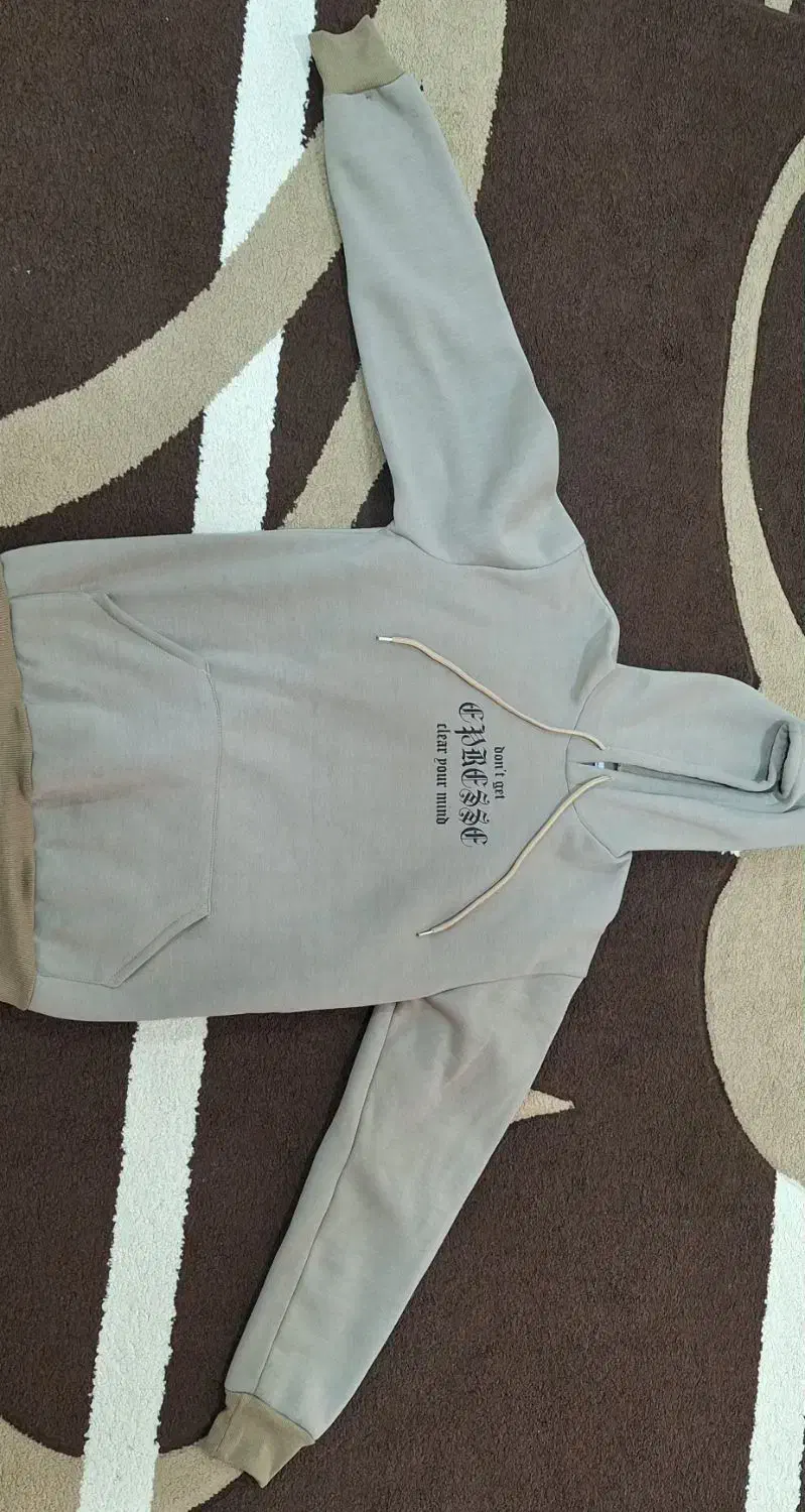 لباس دخترانه|لباس|دوگنبدان, |دیوار