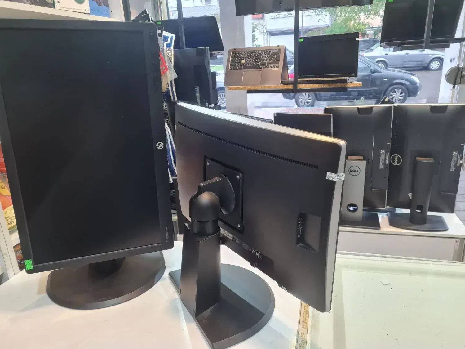 مانیتور HP EliteDisplay E202 hdmi|قطعات و لوازم جانبی رایانه|بندر انزلی, آخرخط|دیوار