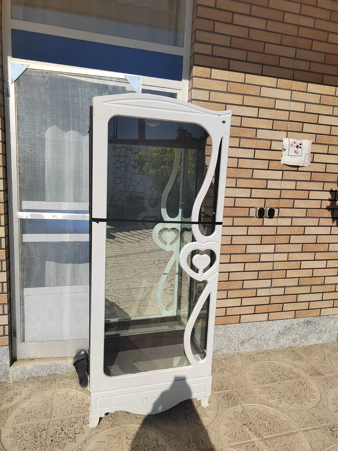 ویترین شیشه ای|بوفه، ویترین، کنسول|باغ بهادران, |دیوار