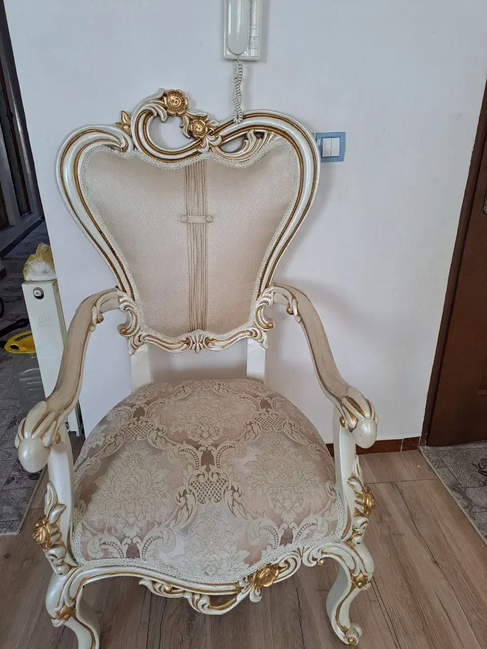 مبل سلطنتی ۷ نفری و میز غذا خوری ست مبل|مبلمان خانگی و میز عسلی|اردبیل, |دیوار